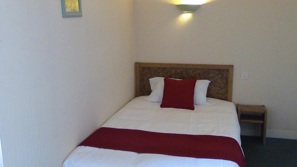 Hotel Tgv Кемпер Экстерьер фото